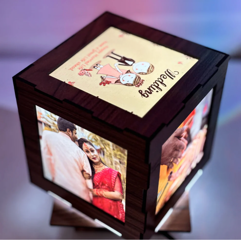 ROTATING PHOTO LAMP