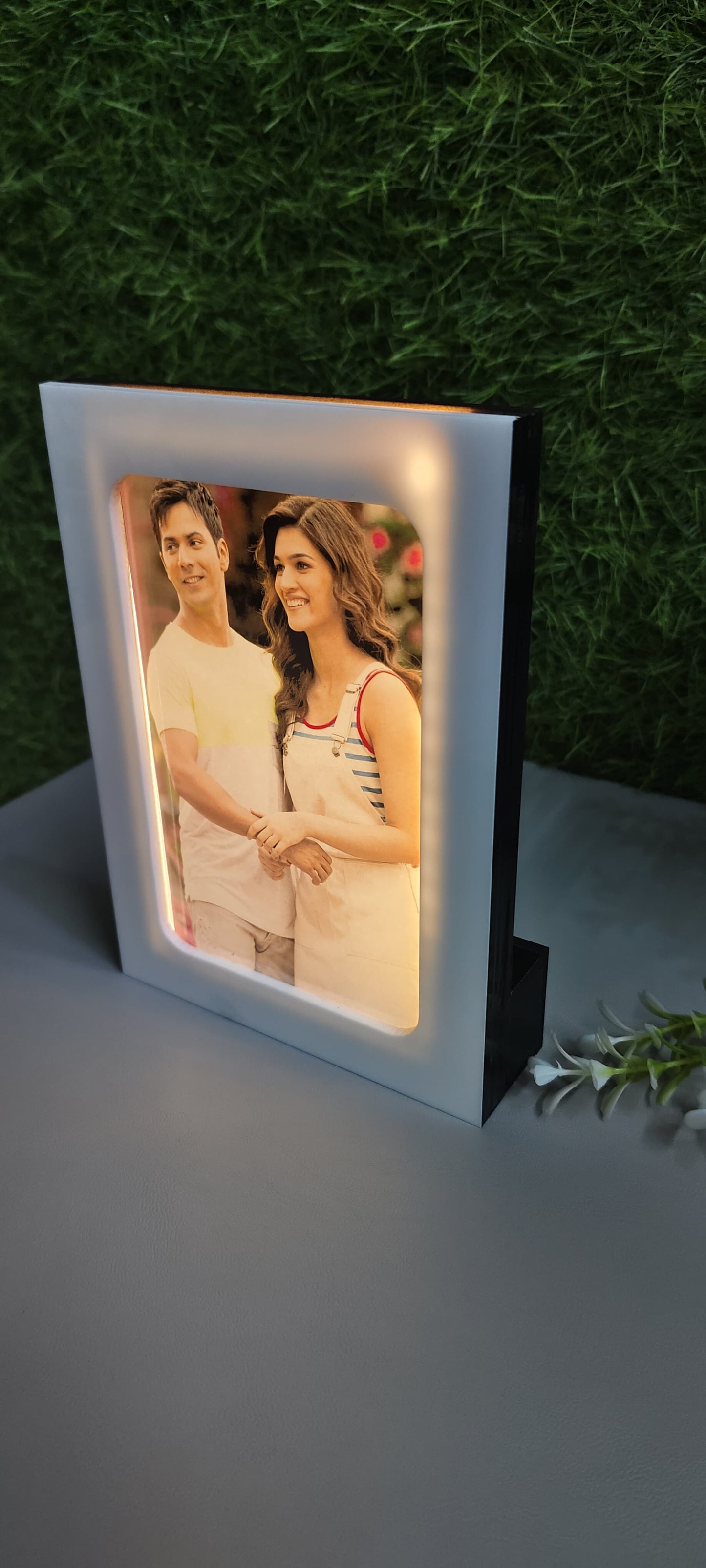 Personalized Acrylic LED Table Frame ✨